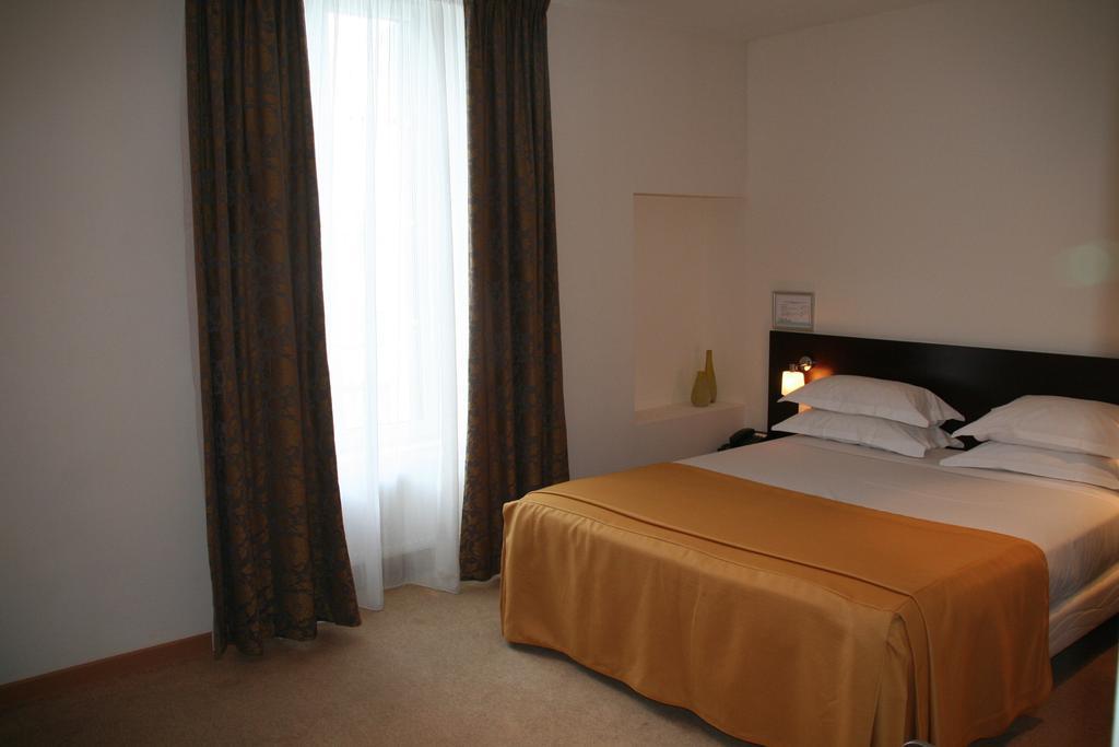 Hotel La Beauze Aubusson  Pokoj fotografie